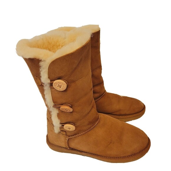 UGG Australia Bailey Button Chestnut Suede Sheepskin Size 4 Women Boots - Picture 1 of 11